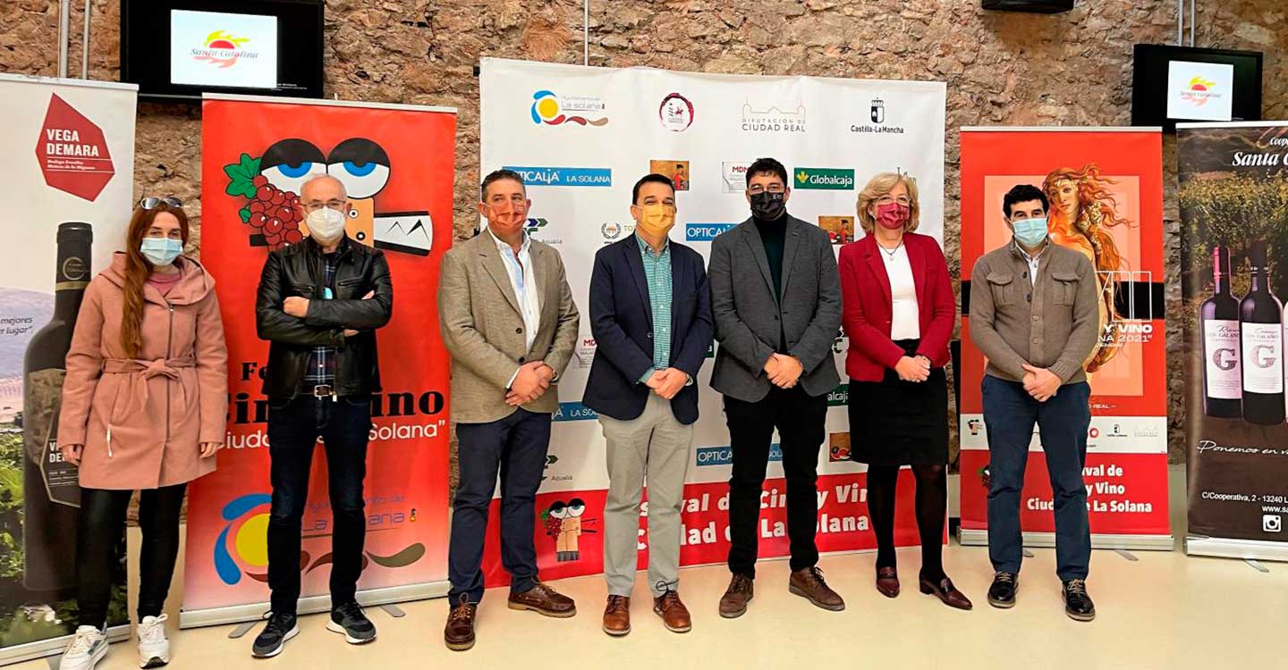 El Gobierno de Castilla-La Mancha reclama el compromiso de la hostelería de Castilla-La Mancha para que ofrezcan a los visitantes los productos de excelencia de la tierra como el vino