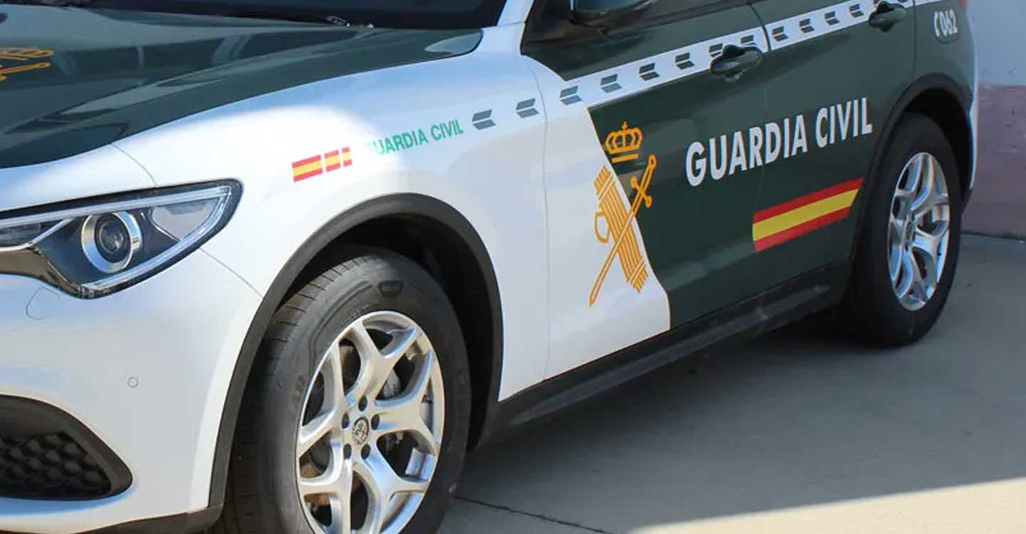 La Guardia Civil detiene a dos personas por un robo in fraganti