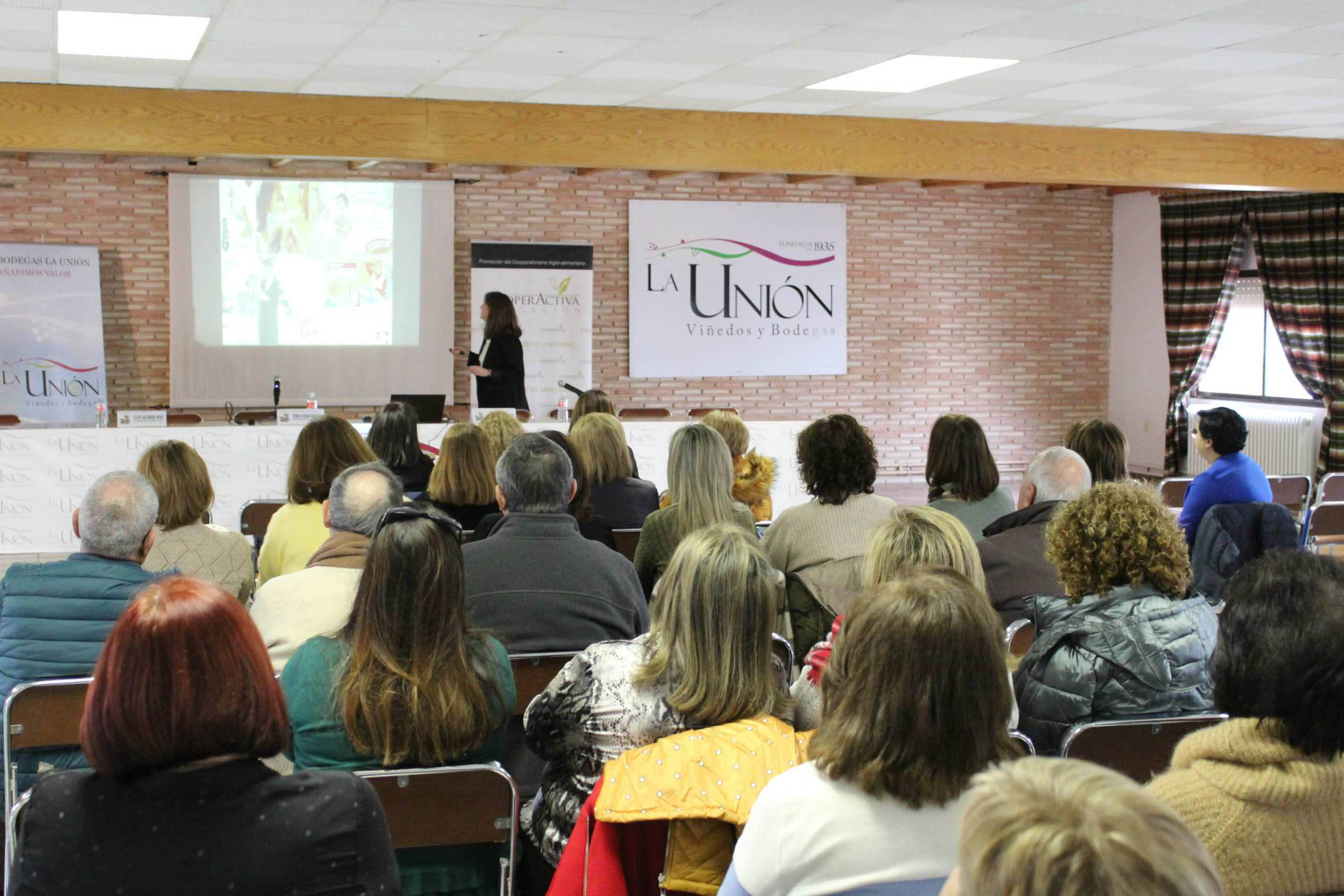 El Programa Protagonistas fomentará el liderazgo femenino en las cooperativas agroalimentarias de Castilla-La Mancha