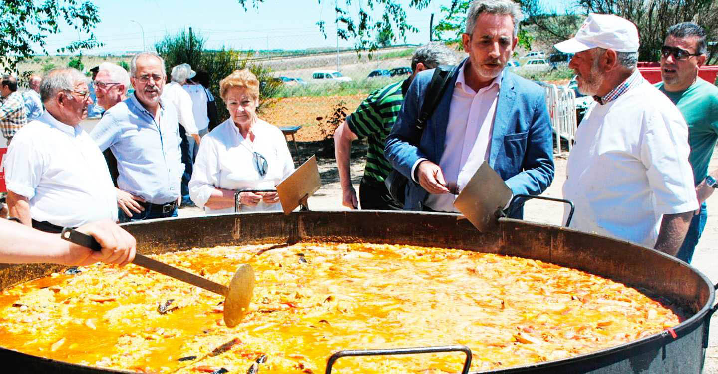 Jesús Martín celebra junto a los agricultores el día de San Isidro Labrador