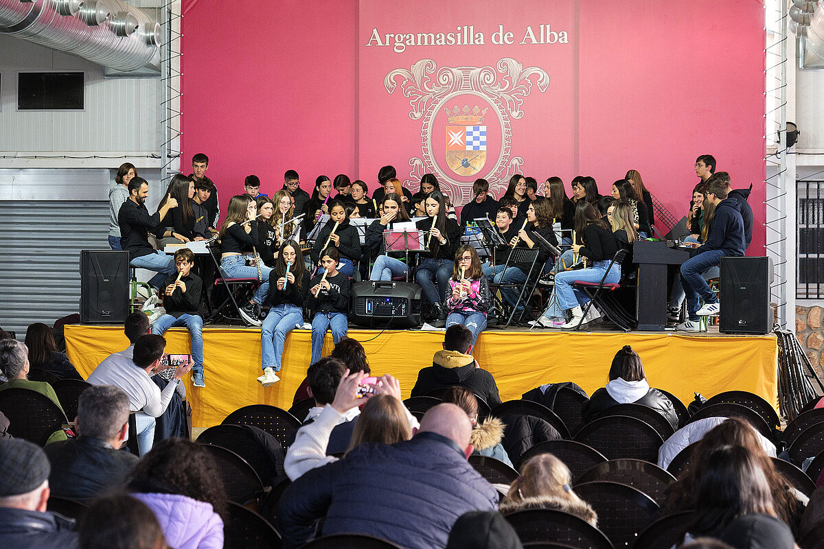 El IES Vicente Cano celebra una jornada de talento y arte con ‘Micros Abiertos’