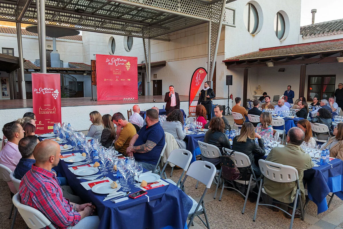 Maridaje de teatro y vino con 'La Cultura del Vino' en Argamasilla de Alba