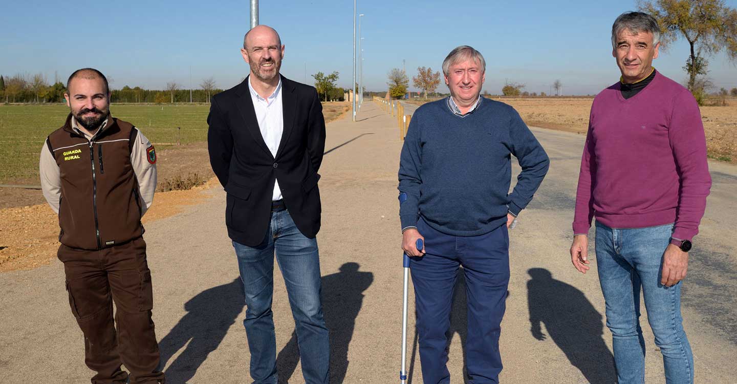 Más de 12 km. de caminos y varias zonas arregladas con la maquinaria de Comsermancha