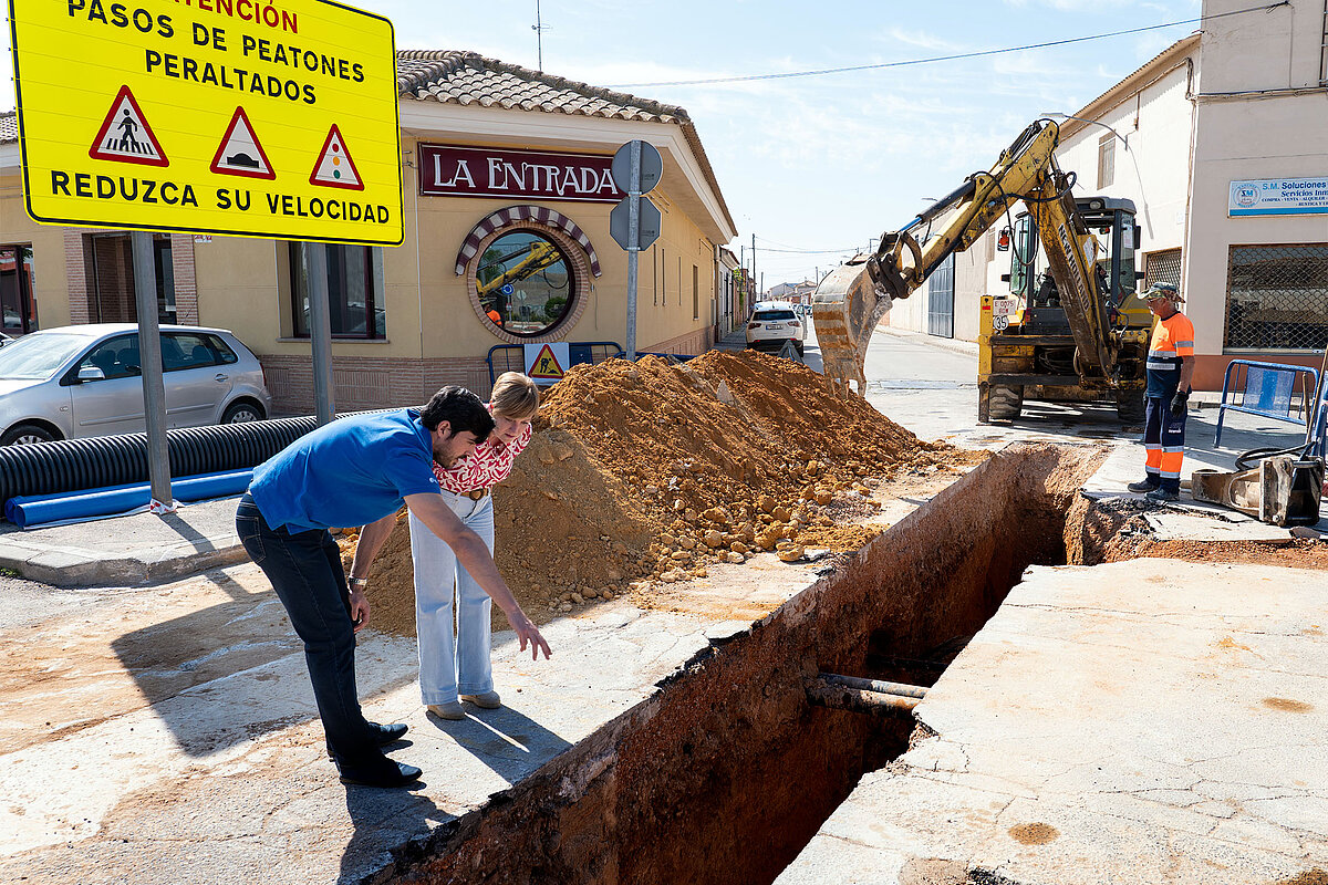 Finalización inminente de las obras en Argamasilla de Alba del nuevo colector de saneamiento en la calle Carmen