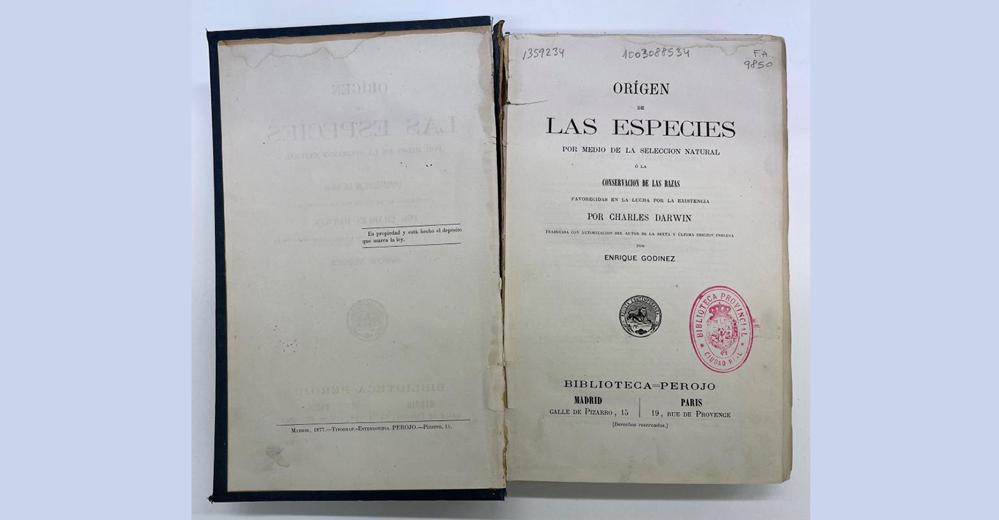 La primera edición en español del ‘Origen de las Especies’ de Darwin vuelve restaurado a la Biblioteca Pública del Estado de Ciudad Real