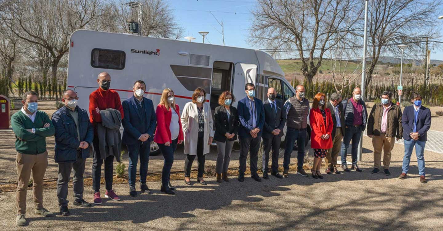 Inaugurada en Peralvillo la última de las 20 áreas de servicio para autocaravanas que ha impulsado la Diputación de Ciudad Real 