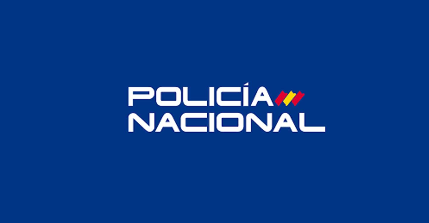 La Policía Nacional detiene a un varón de mediana edad que entabló contactos sexuales por Internet con una menor