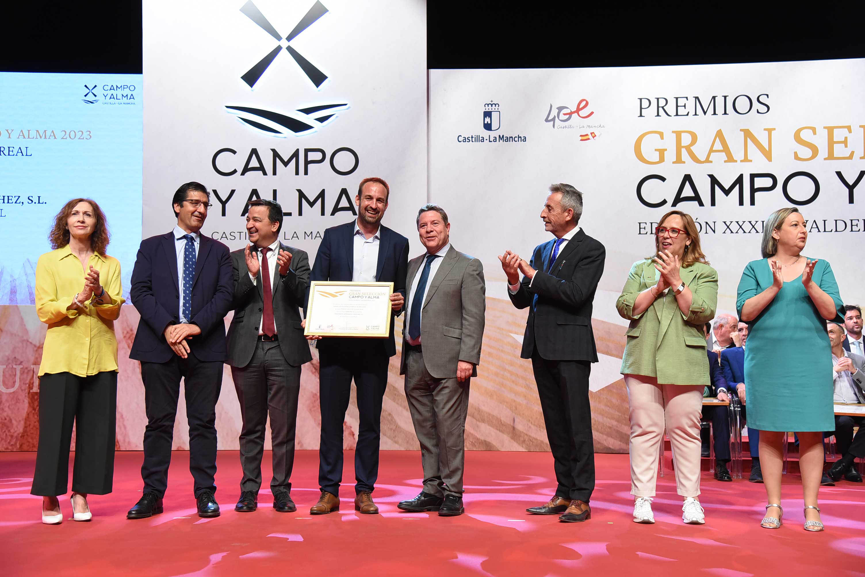 Panaderos Artesanos J Sánchez recibe el premio Gran Selección Campo y Alma al mejor Pan de Cruz 