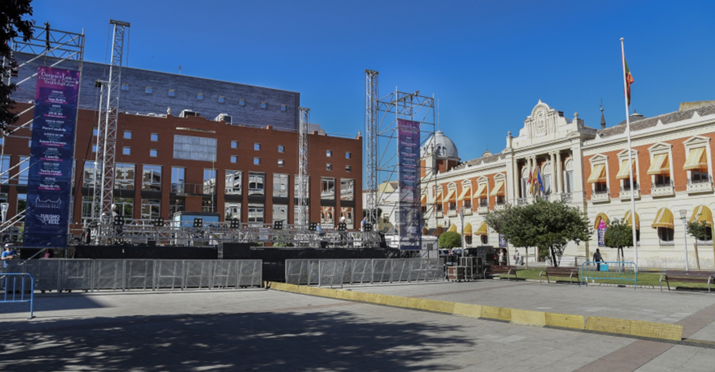 Todo preparado para el concierto de Ana Belén en la Plaza de la Constitución de Ciudad Real con entrada libre 