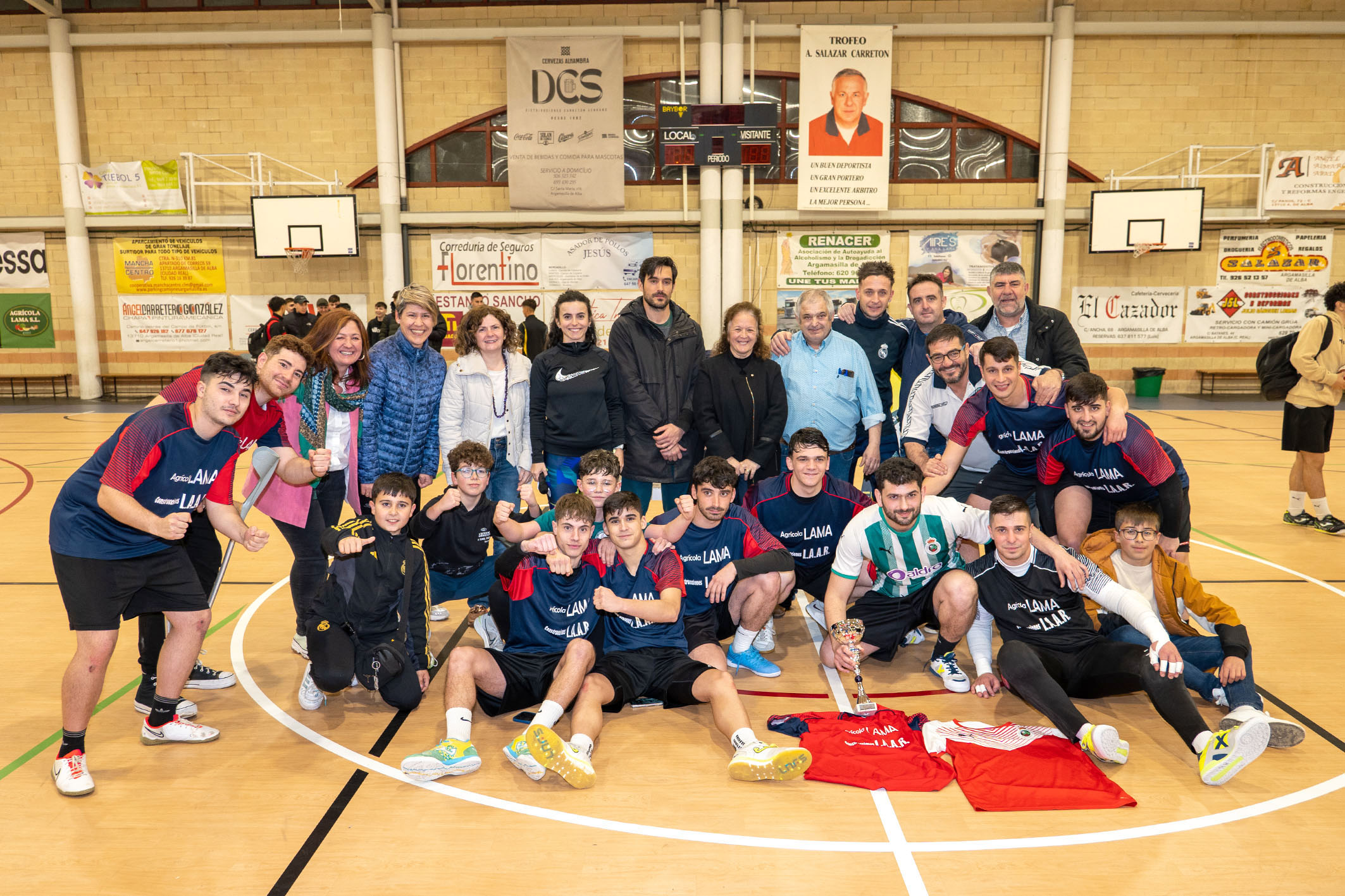 Deporte y solidaridad se unieron en el Torneo Benéfico de Fútbol Sala Renacer Argamasilla FS