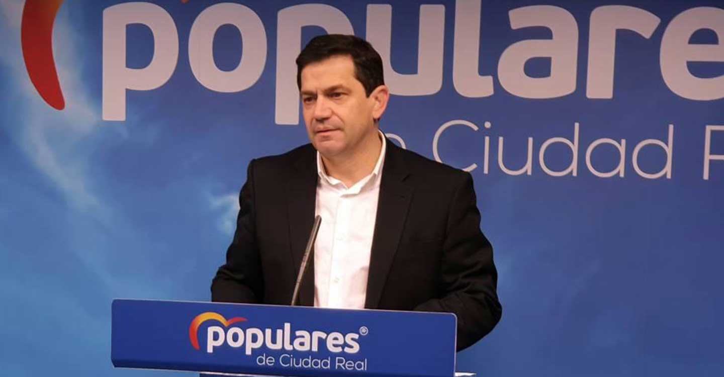 Valverde destaca la responsabilidad y la cercanía de los alcaldes del PP durante la crisis sanitaria al contrario que Page y su gobierno
