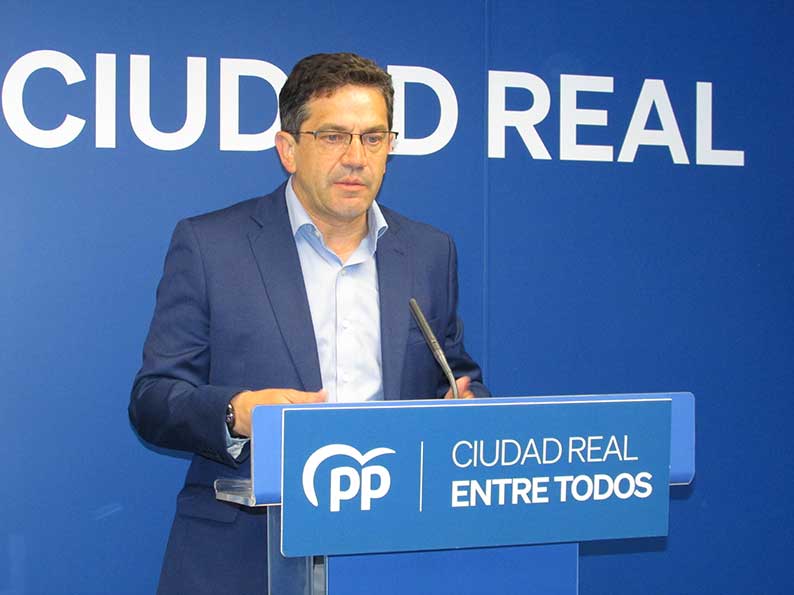 Valverde: “Anoche se demostró que hay dos formas de proponer un futuro para CLM; el del conformismo de Page o el de la ilusión por el cambio que representa Paco Núñez“