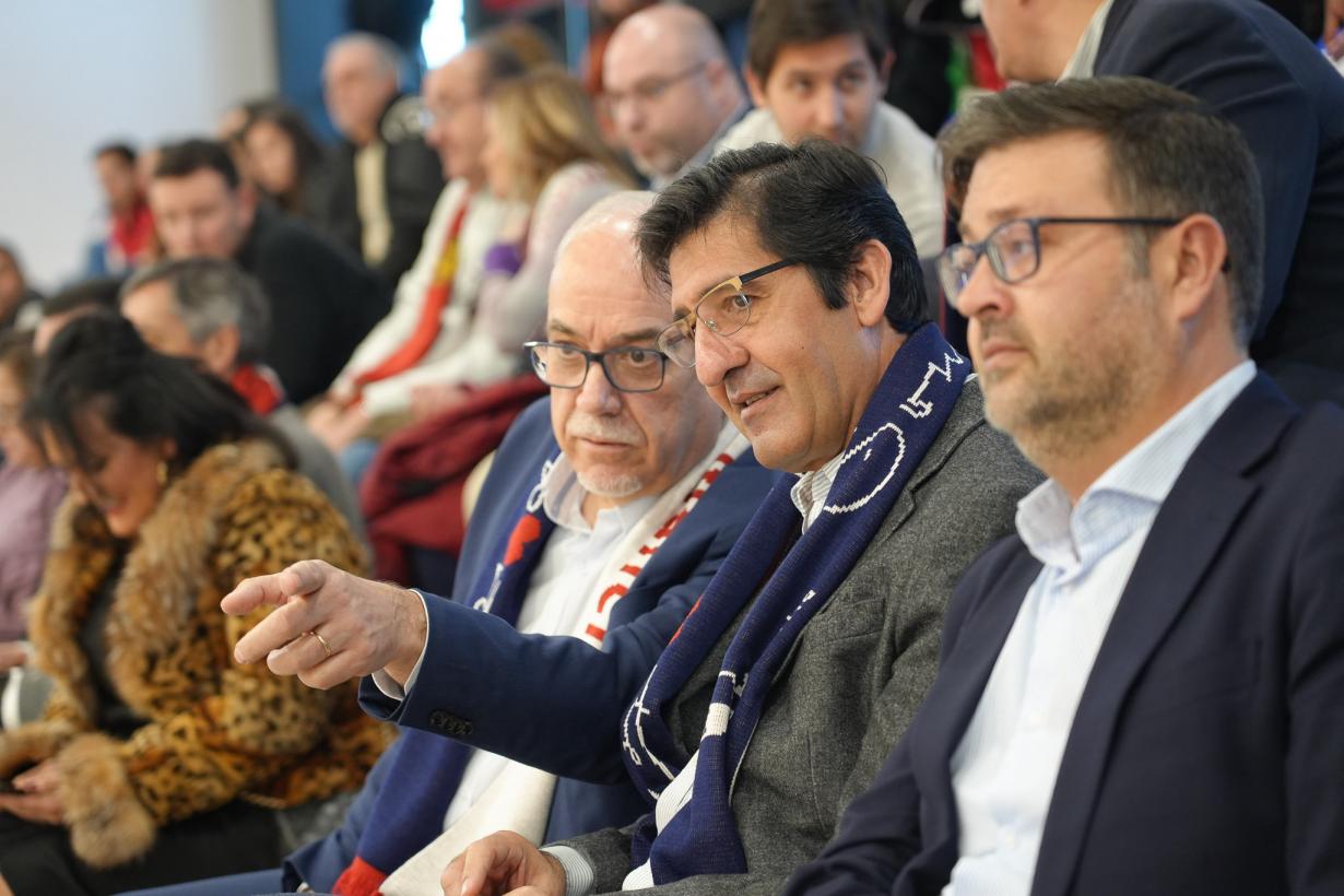 El Gobierno de Castilla-La Mancha trabaja para incorporar al voleibol femenino en la próxima edición del trofeo Junta de Comunidades