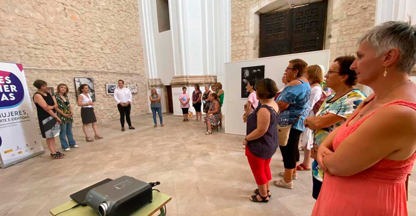 Castilla-La Mancha lleva a Almodóvar del Pinar la muestra ´Despiertas. Mujeres, Arte e Identidad´ hasta el próximo 24 de julio