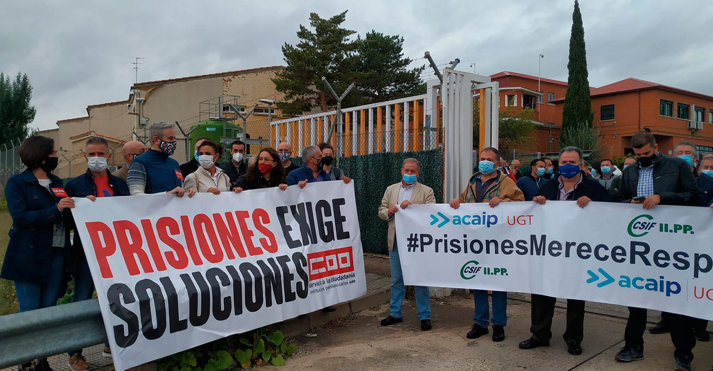 Los funcionarios la prisión de Cuenca se concentran tras la brutal agresión de un recluso a un jefe de servicio