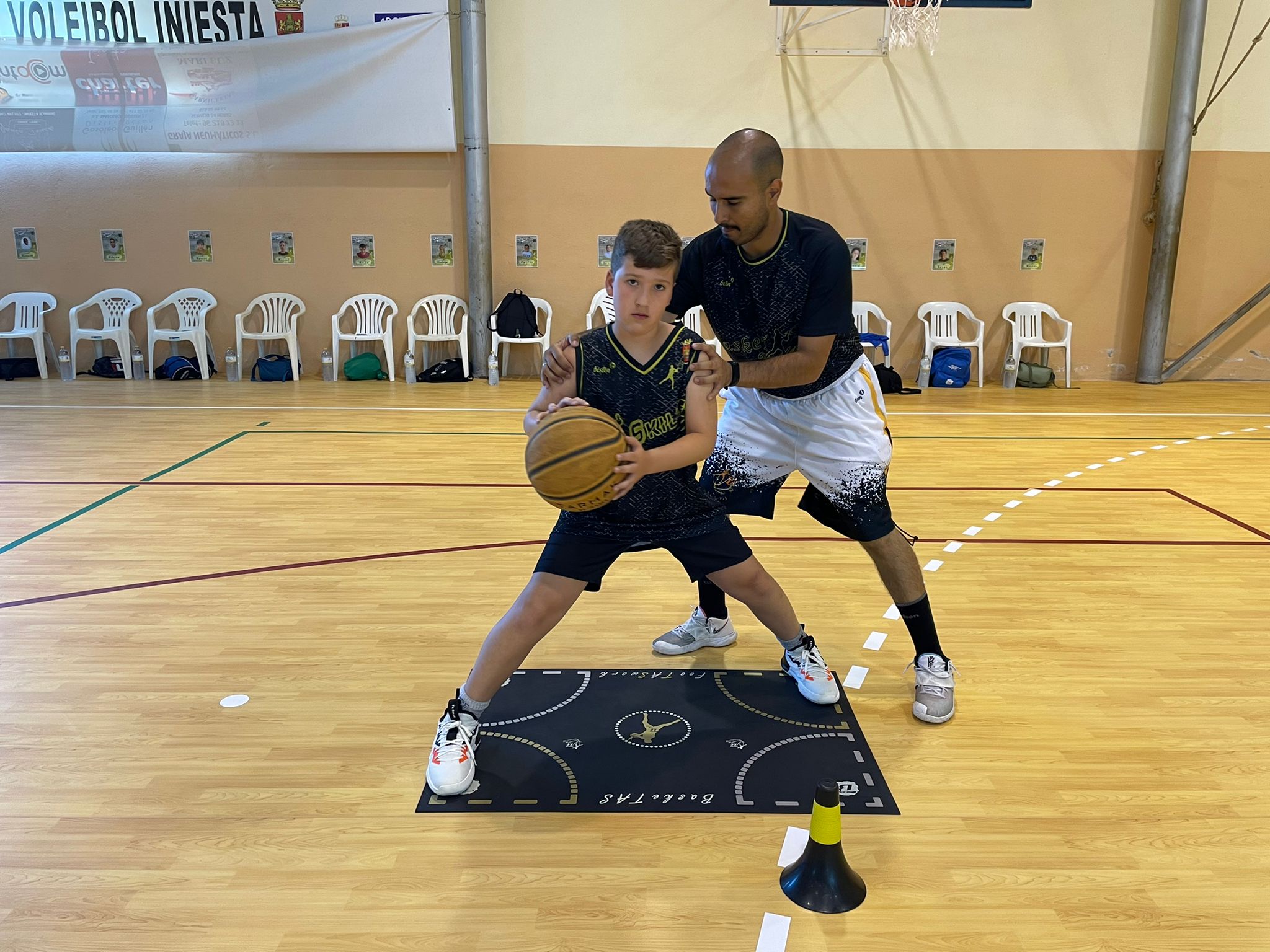 Basketas Academy cosecha un gran éxito en Iniesta con las jornadas taskills