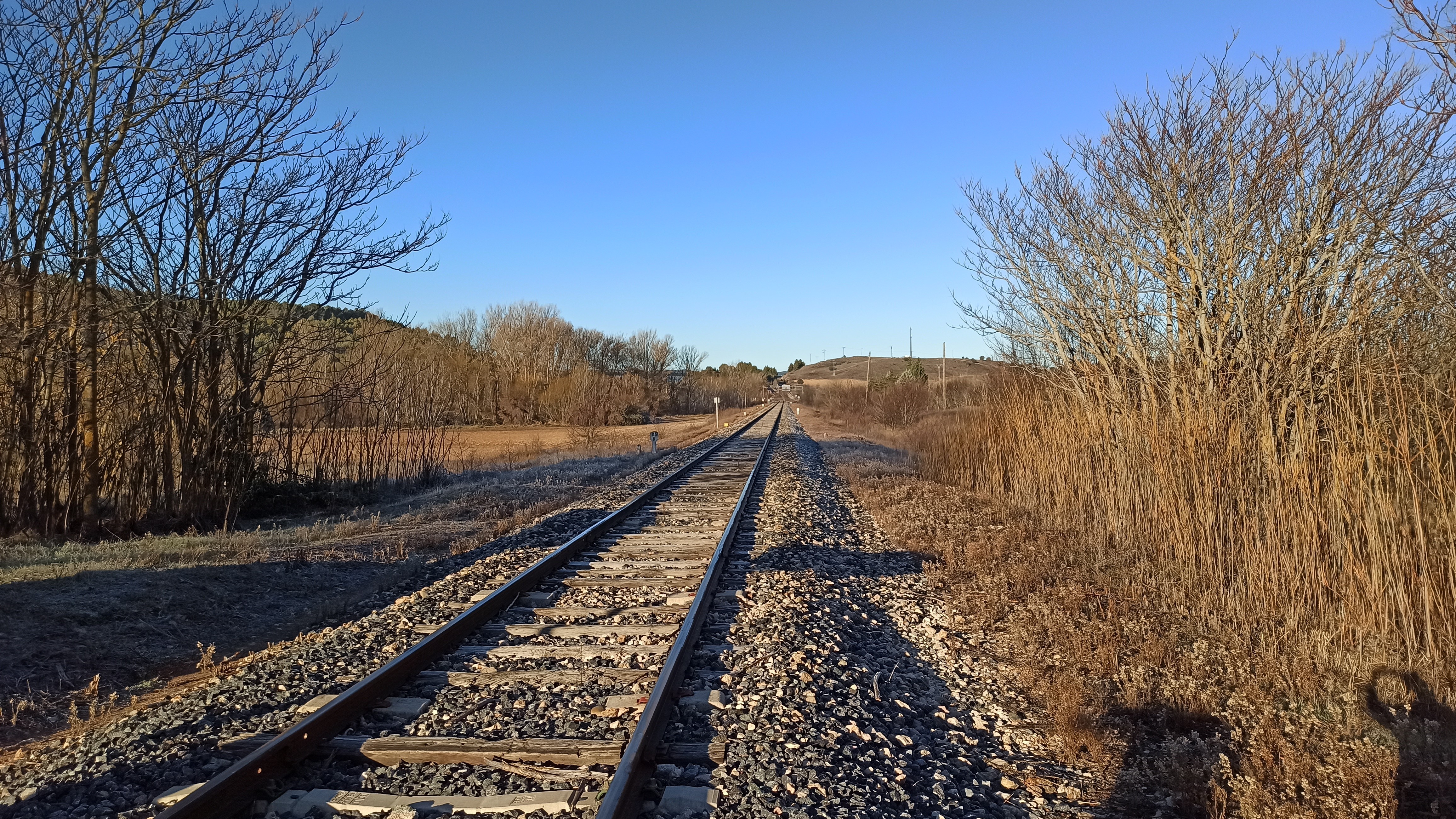 Cuenca ahora considera una burla al pueblo de Cuenca las respuestas ofrecidas por el Gobierno de España con respecto a la línea del tren Aranjuez-Cuenca-Utiel.