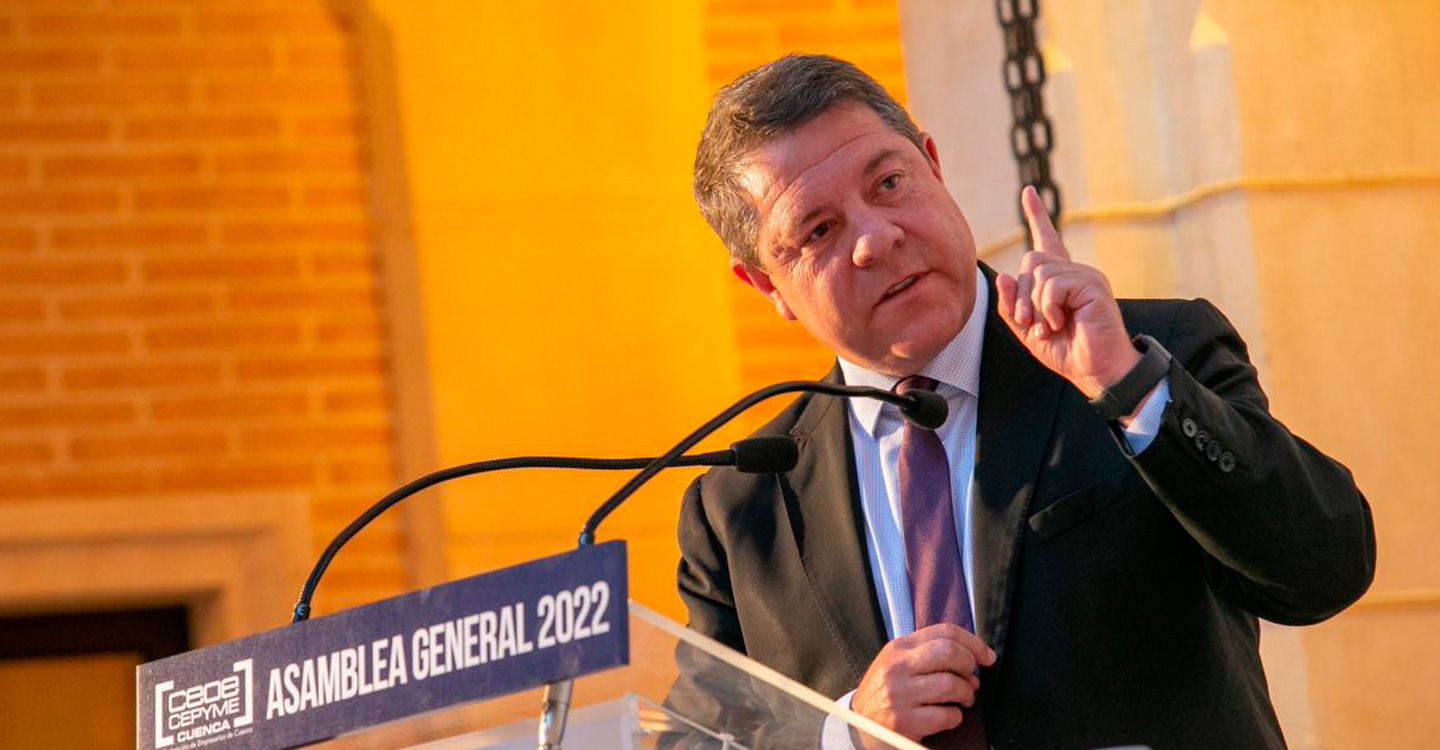 García-Page anuncia más ayudas para la conectividad de las empresas y celebra que “el 95% de los polígonos industriales” tendrá fibra óptica