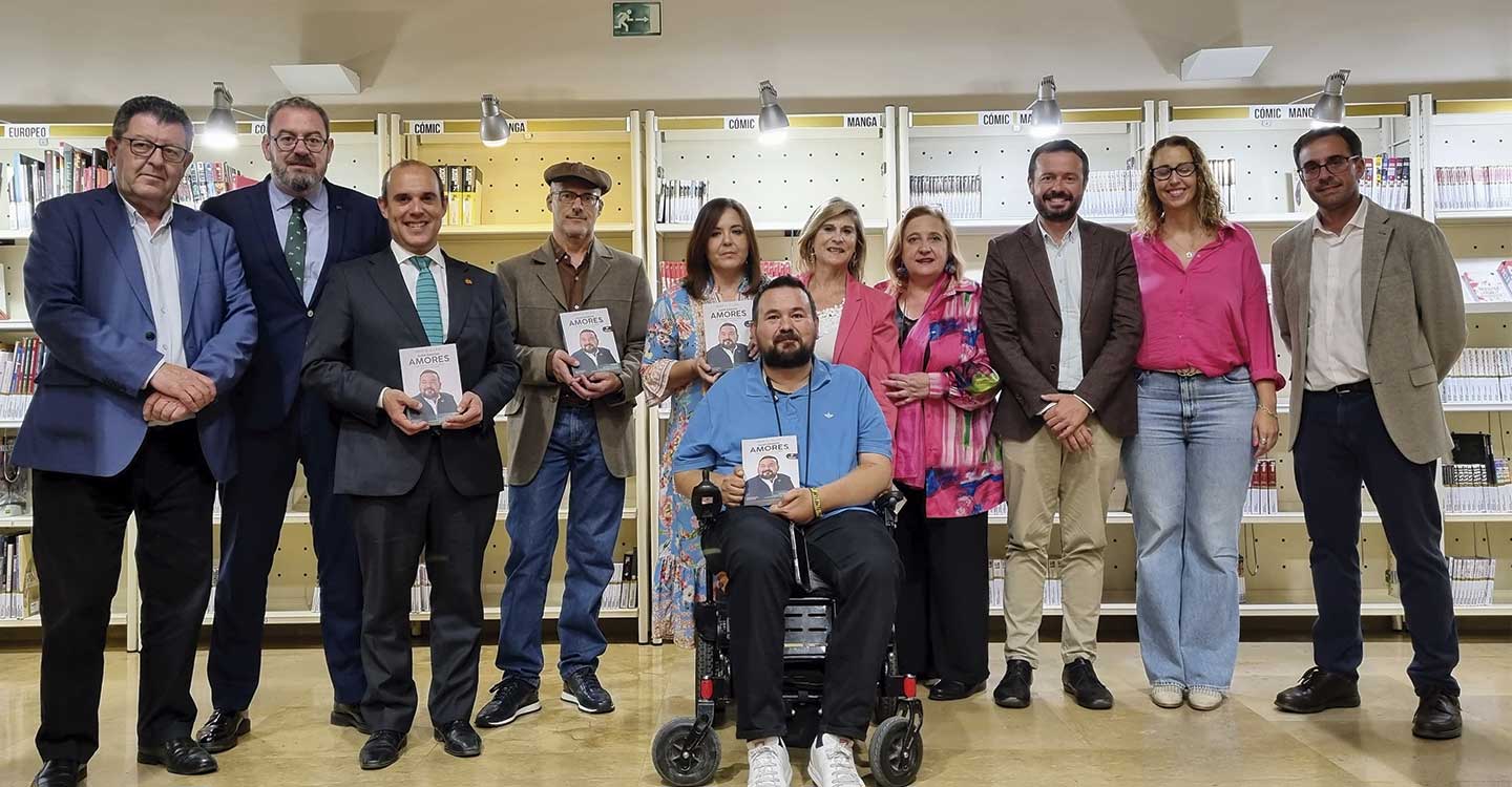 Bellido presenta en Guadalajara el libro de Mar G. Illán y Juan Ramón Amores sobre la ELA
