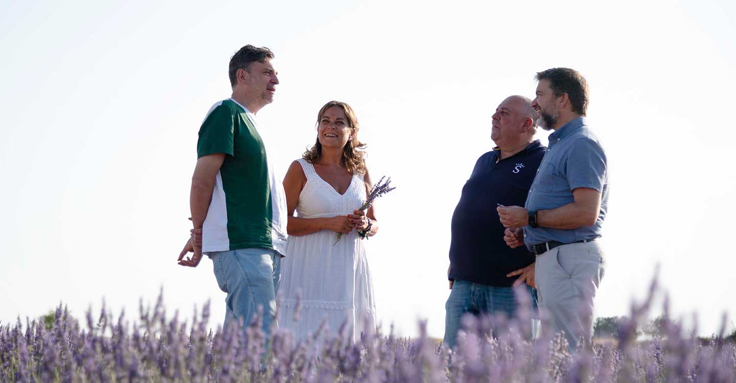 Cs blinda su apoyo a la lavanda "es un producto clave para la dinamización de la economía en esta zona"