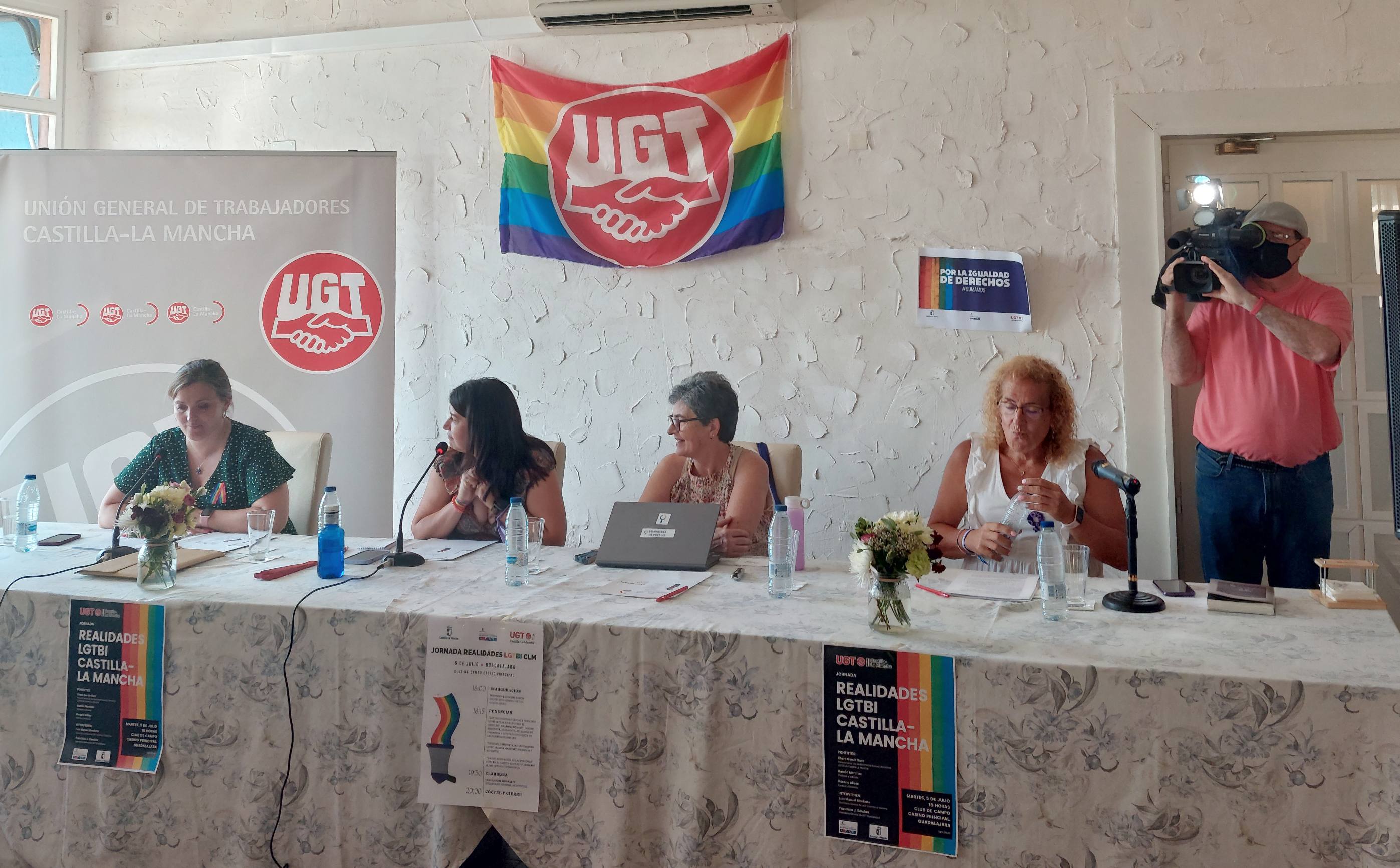 Monforte: “No podemos permitir que el 75% de las personas trabajadoras LGTBI sigan considerando un inconveniente pertenecer a este colectivo”