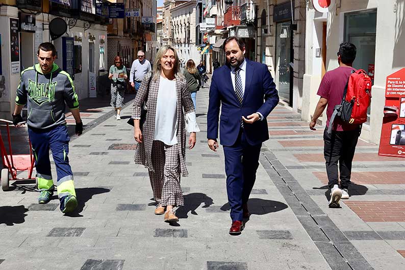 Núñez avanza que su acuerdo con Madrid y Andalucía supondrá la recuperación del Convenio Sanitario, la mejora del transporte o la potenciación del deporte en Guadalajara