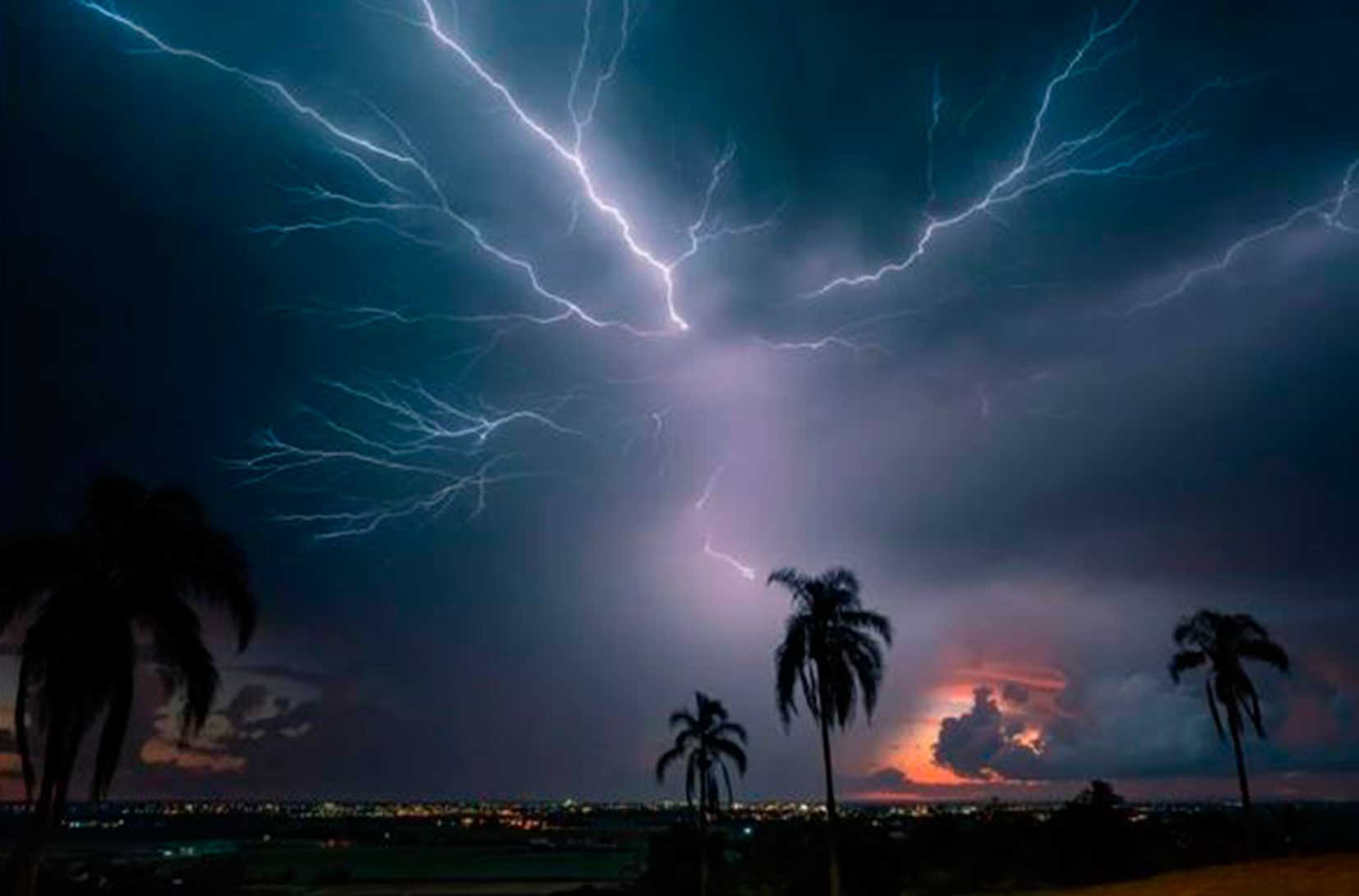 Un ciclón tropical se acercará al sur de Canarias este fin de semana       