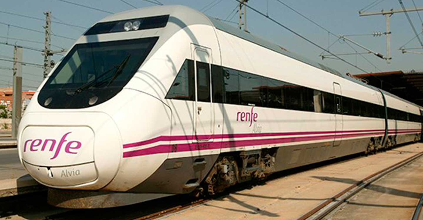 Madrid cierra acuerdos con Renfe y Movelia para incentivar la llegada de turistas por tren y autobús