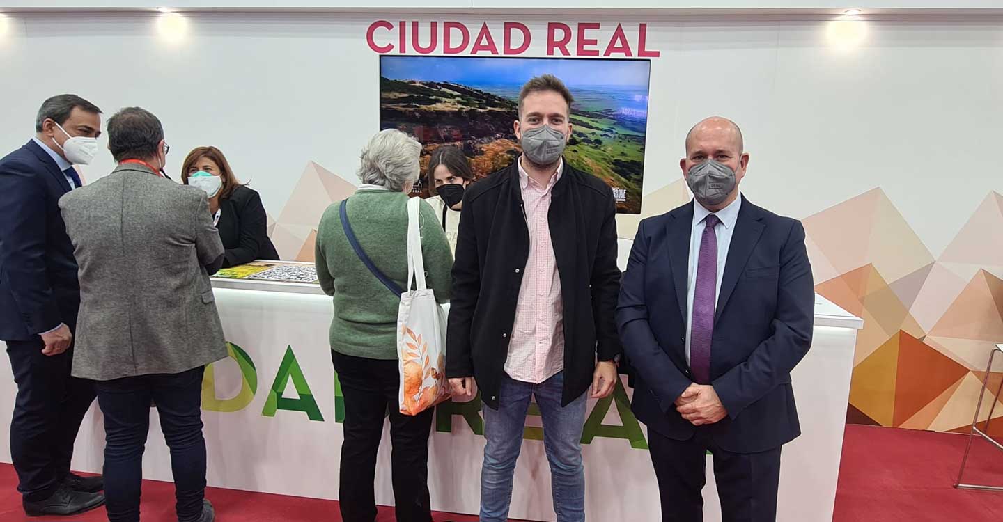 El Ayuntamiento de Villarrubia de los Ojos difunde sus estupendas rutas para senderismo y mountain bike en FITUR  