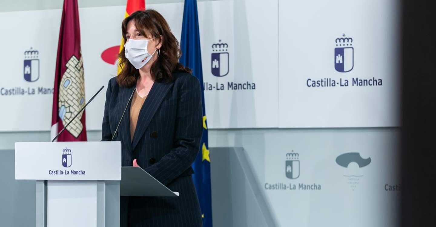 Castilla-La Mancha habrá vacunado contra la COVID a más de 20.000 profesionales de la Sanidad a finales de esta semana