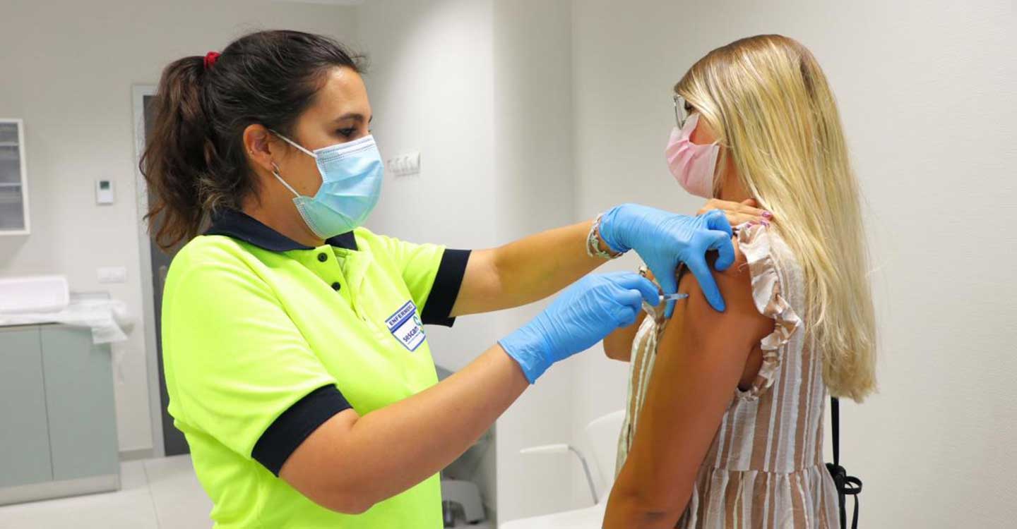 Castilla-La Mancha llegará en las próximas horas a 1,4 millones de personas con la pauta completa de vacunas contra el COVID-19