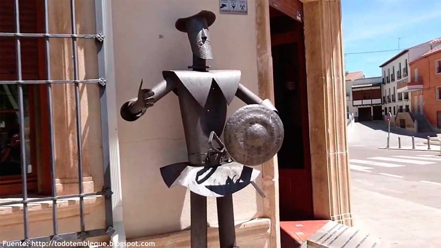 Estatua de Cervantes en Mirador de La Mancha