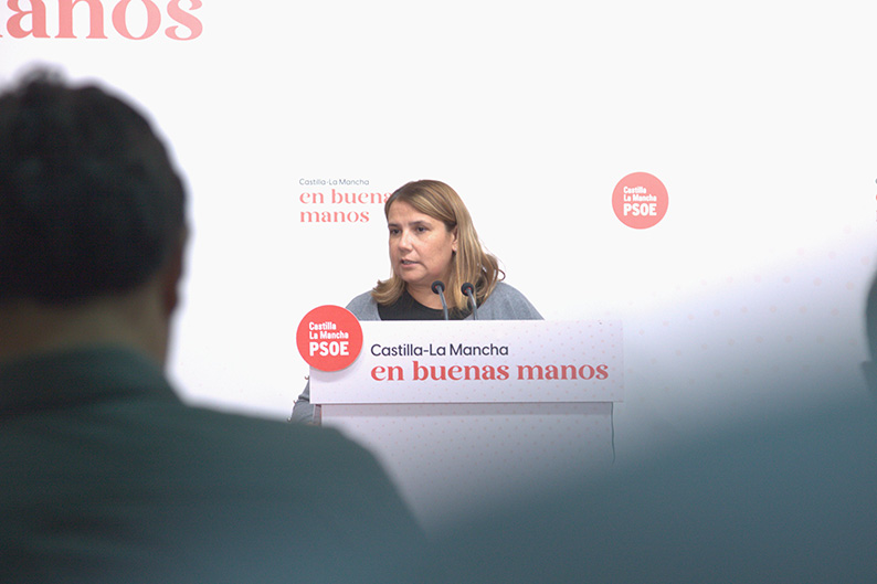 Tita García: “No vale sorber y soplar. No vale que el PP critique las manifestaciones por violentas si mantiene en sus gobiernos a quienes participan en ellas” 