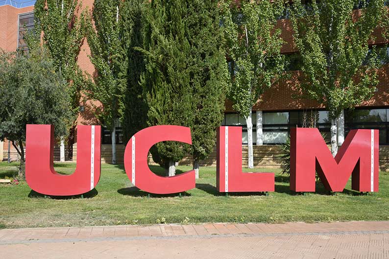 Los estudiantes de doctorado en la UCLM han aumentado desde el 2015 en un 43,5 por ciento según la Junta