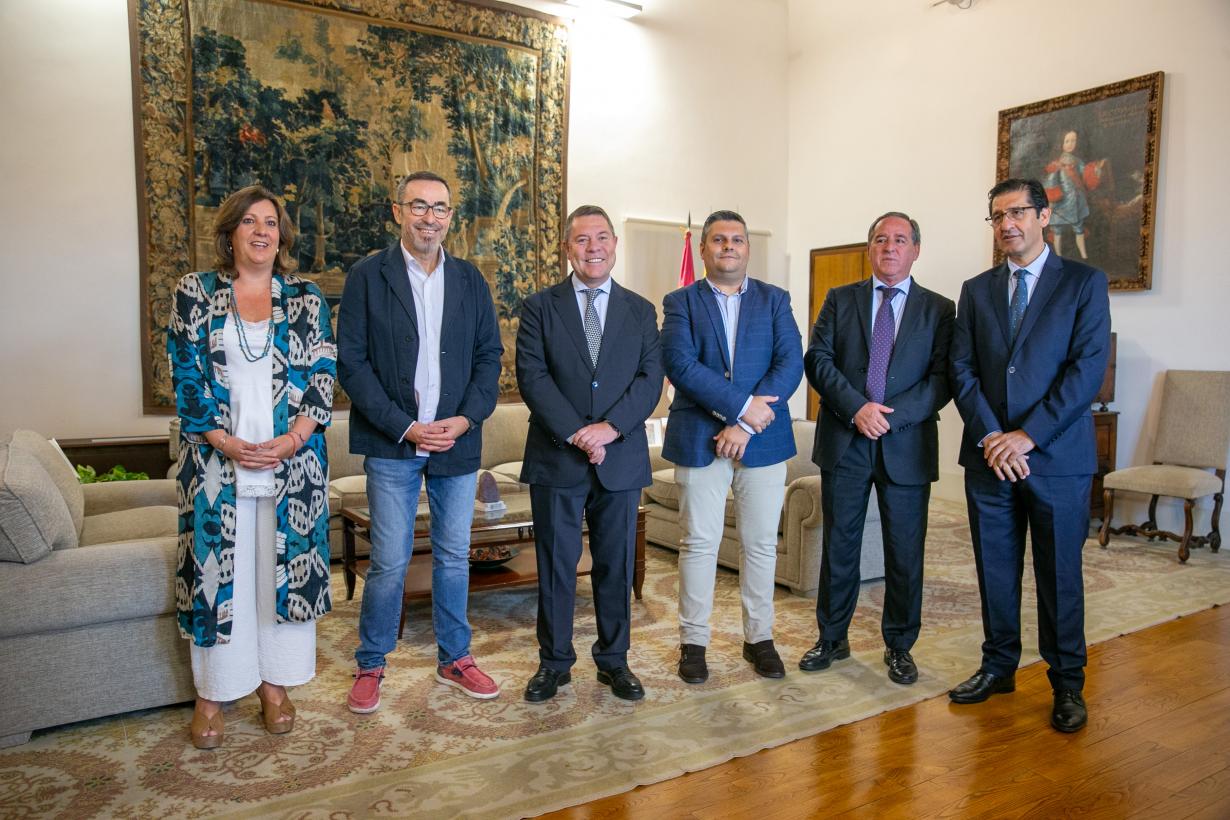 El Gobierno de Castilla-La Mancha y los agentes sociales comparten los retos y objetivos comunes de trabajo para los próximos cuatro años  