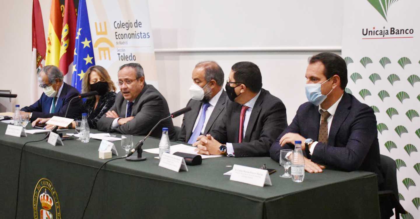 El Gobierno de Castilla-La Mancha destaca el papel de los economistas en el diseño de las medidas adoptadas durante la pandemia para mejorar la vida de la ciudadanía