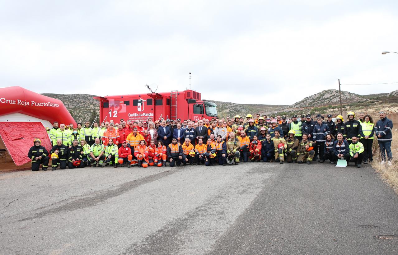 El Gobierno de Castilla-La Mancha, el Ayuntamiento de Puertollano y las empresas del complejo petroquímico refuerzan su colaboración ante situaciones de emergencia