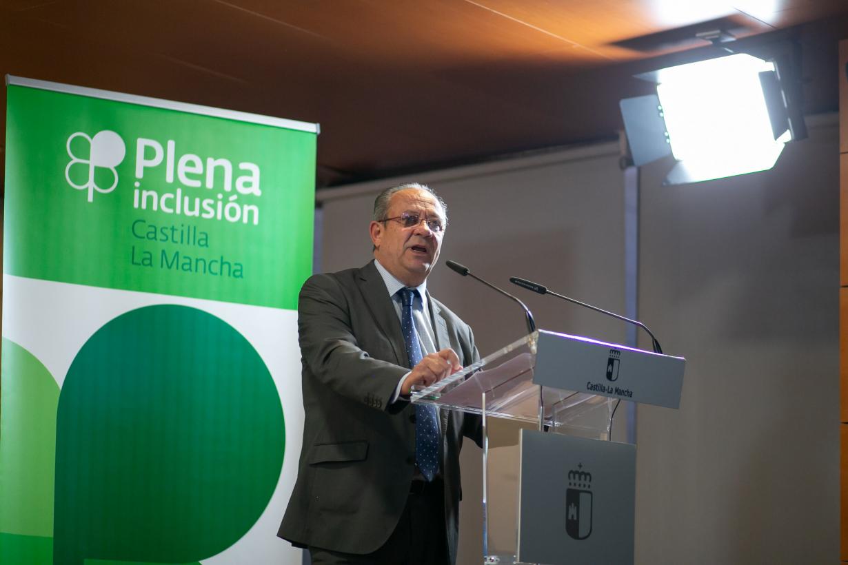 El Gobierno de Castilla-La Mancha avanza que la Oferta de Empleo Público de 2023 reservará 47 nuevas plazas para personas con discapacidad intelectual 