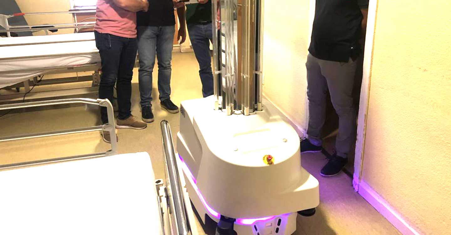 El Hospital de Toledo adquiere un dispositivo de luz ultravioleta robotizado para la desinfección ambiental de sus instalaciones 