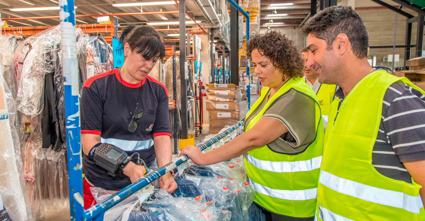 Marta Roldán visita a dos programas duales de formación en la provincia de Cuenca