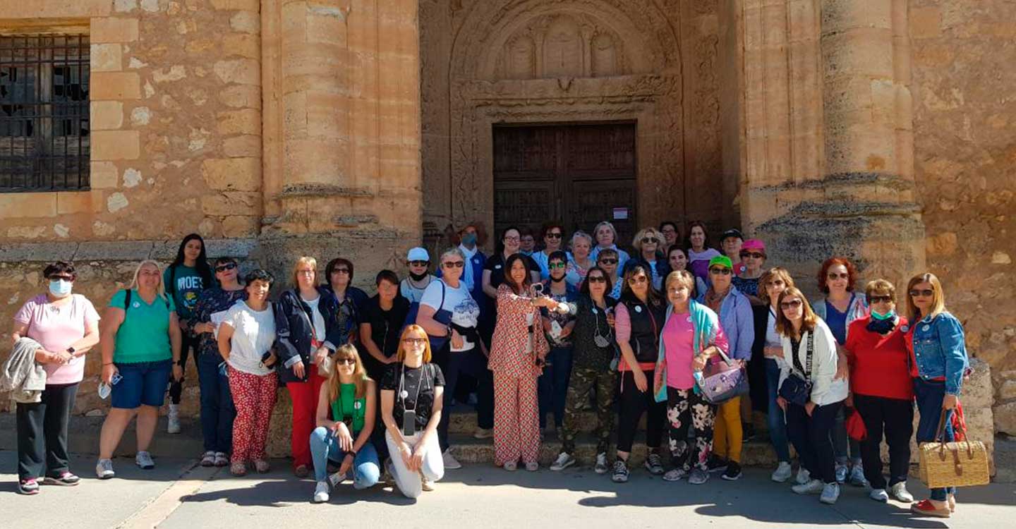 Pilar Callado, destaca la importancia de las asociaciones de mujeres en Castilla-La Mancha que “son en muchas ocasiones el motor de desarrollo de nuestros municipios tanto en el ámbito social como cultural, deportivo, artístico o político”