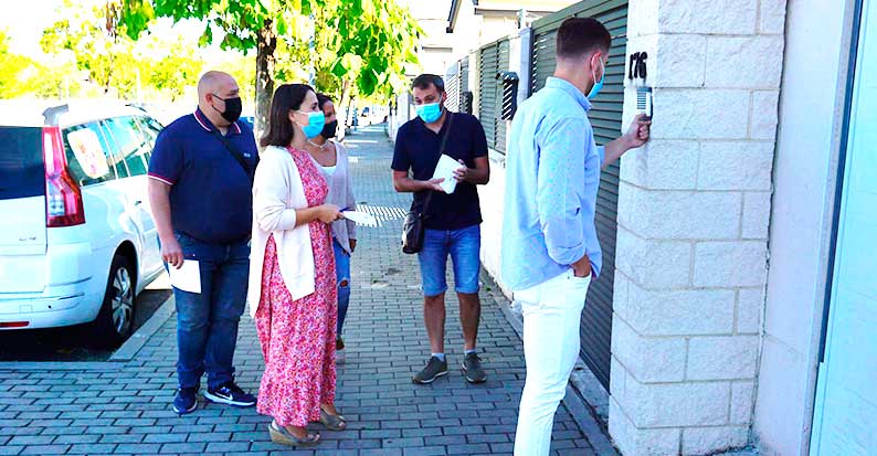 El PP de Illescas ha visitado ya más de un millar de hogares de la localidad con su campaña ‘Puerta a puerta’