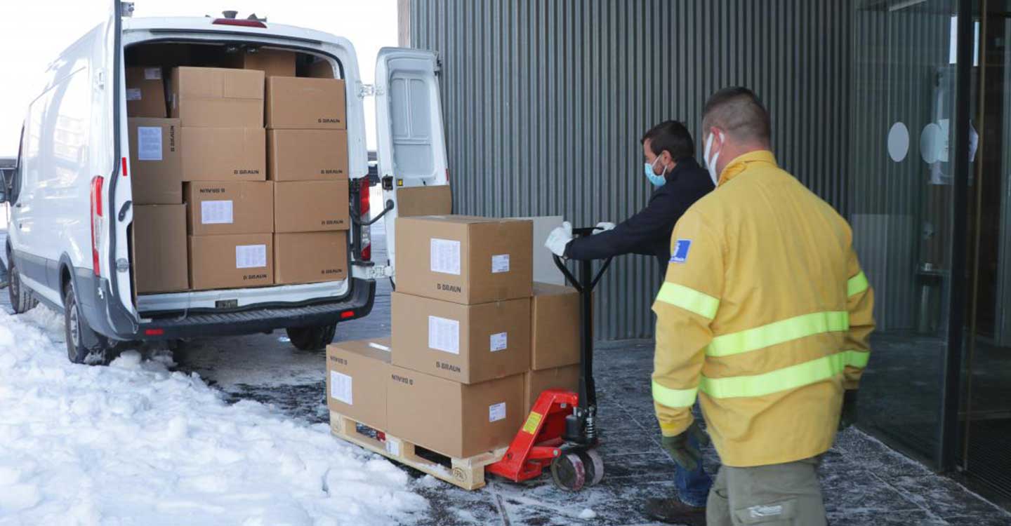 El Gobierno de Castilla-La Mancha ha distribuido esta semana más de 300.000 de artículos de protección para profesionales sanitarios 