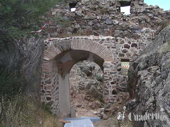 Castillo Peñas Negras Manzaneque