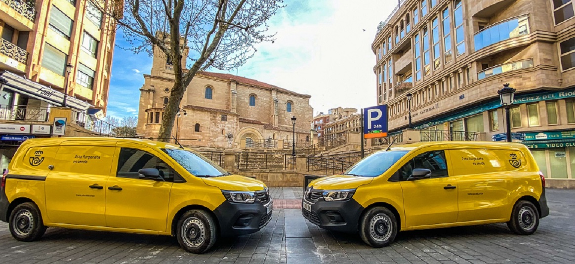 Correos incorpora seis nuevas furgonetas eléctricas a su flota ecológica en Castilla-La Mancha