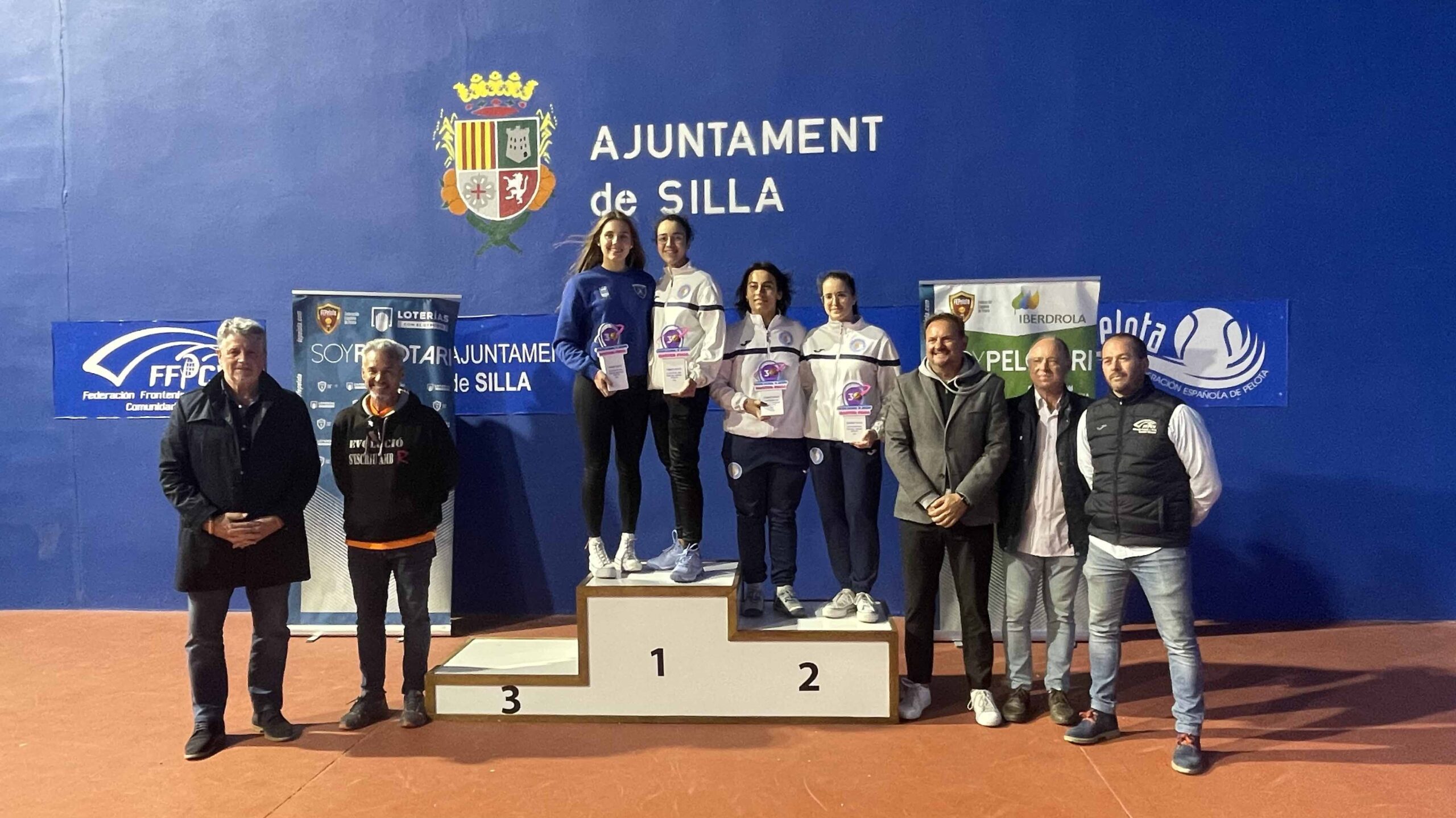 Silvia Comendador y Leire Barona, repiten título nacional en el Torneo de Maestros Absoluto de Silla