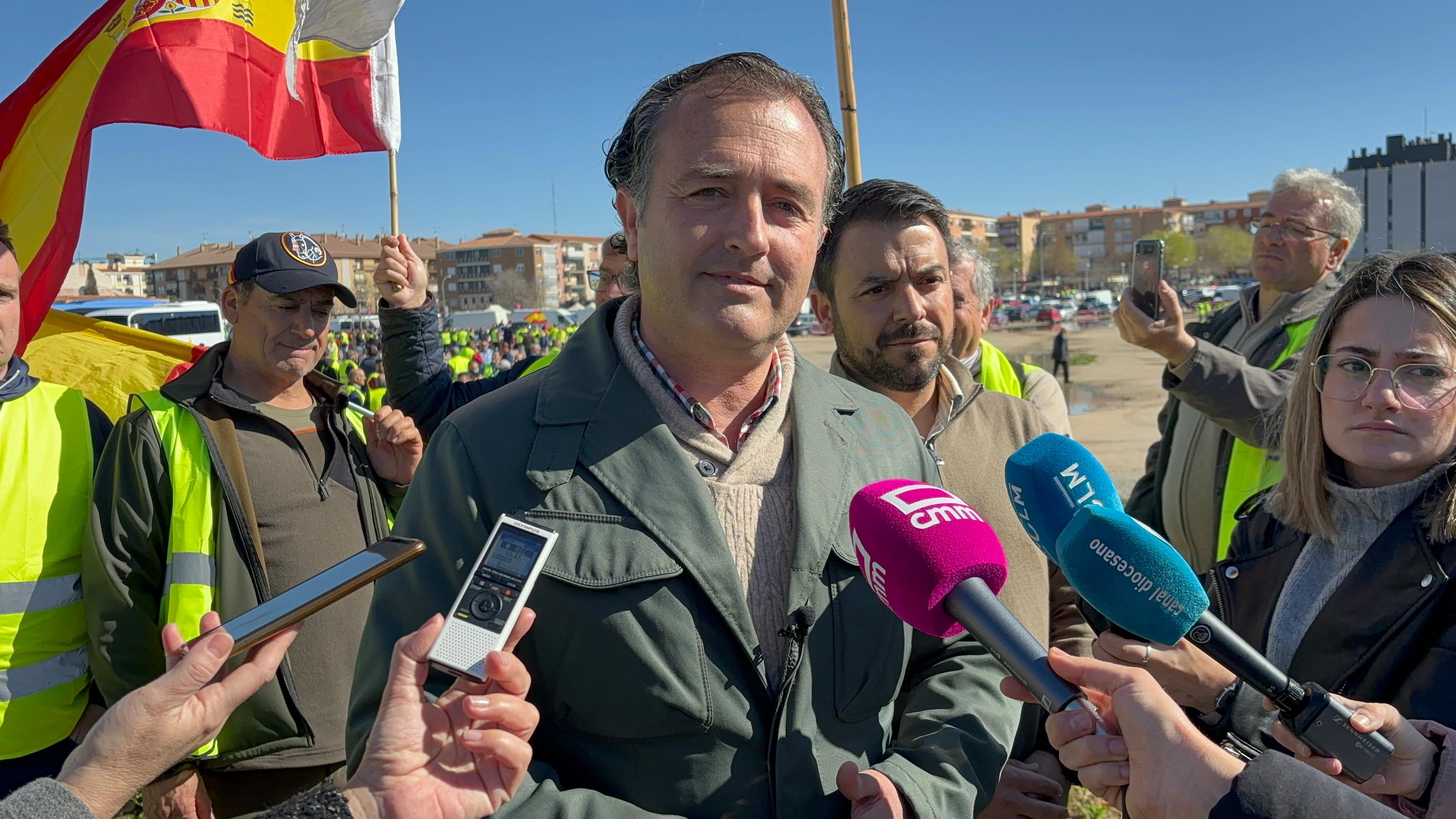 VOX exige a Page que apoye el diseño y aplicación de un Plan Nacional del Agua que también traiga agua a Castilla-La Mancha