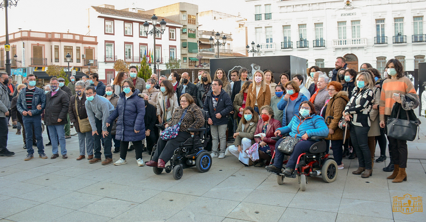 Inmaculada Jiménez inaugura la exposición fotográfica “Pon el foco en nuestros Derechos”, con la que arranca la Campaña por la Inclusión de Personas con Discapacidad 2021