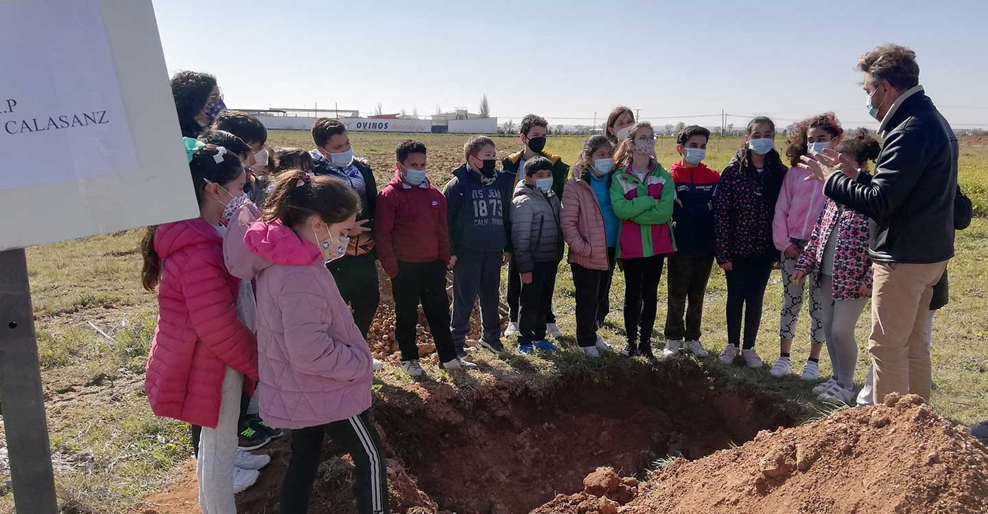 334 alumnos de 4º de primaria participaron en el Día del Árbol Escolar 2022