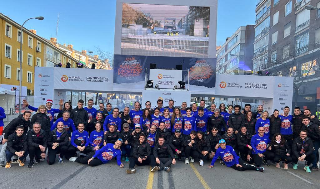 75 atletas del Manchathon participaron en la genunia y original carrera de la San Silvestre Vallecana